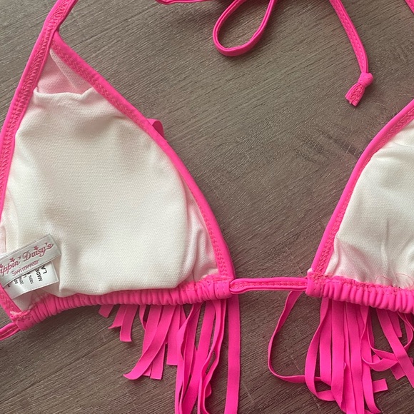 Hot Pink Fringe Bikini Set 👙 - Picture 4 of 4